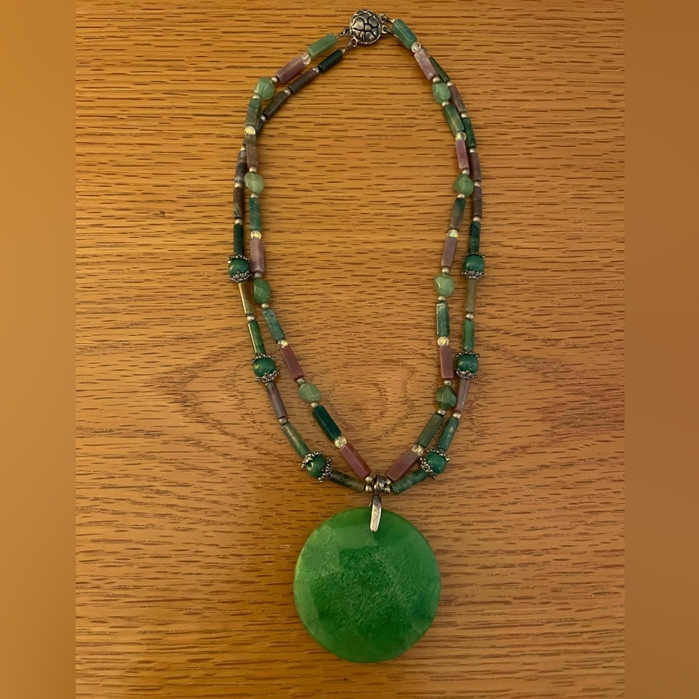 Statement necklace. Jade 17” necklace with magnetic clasp.